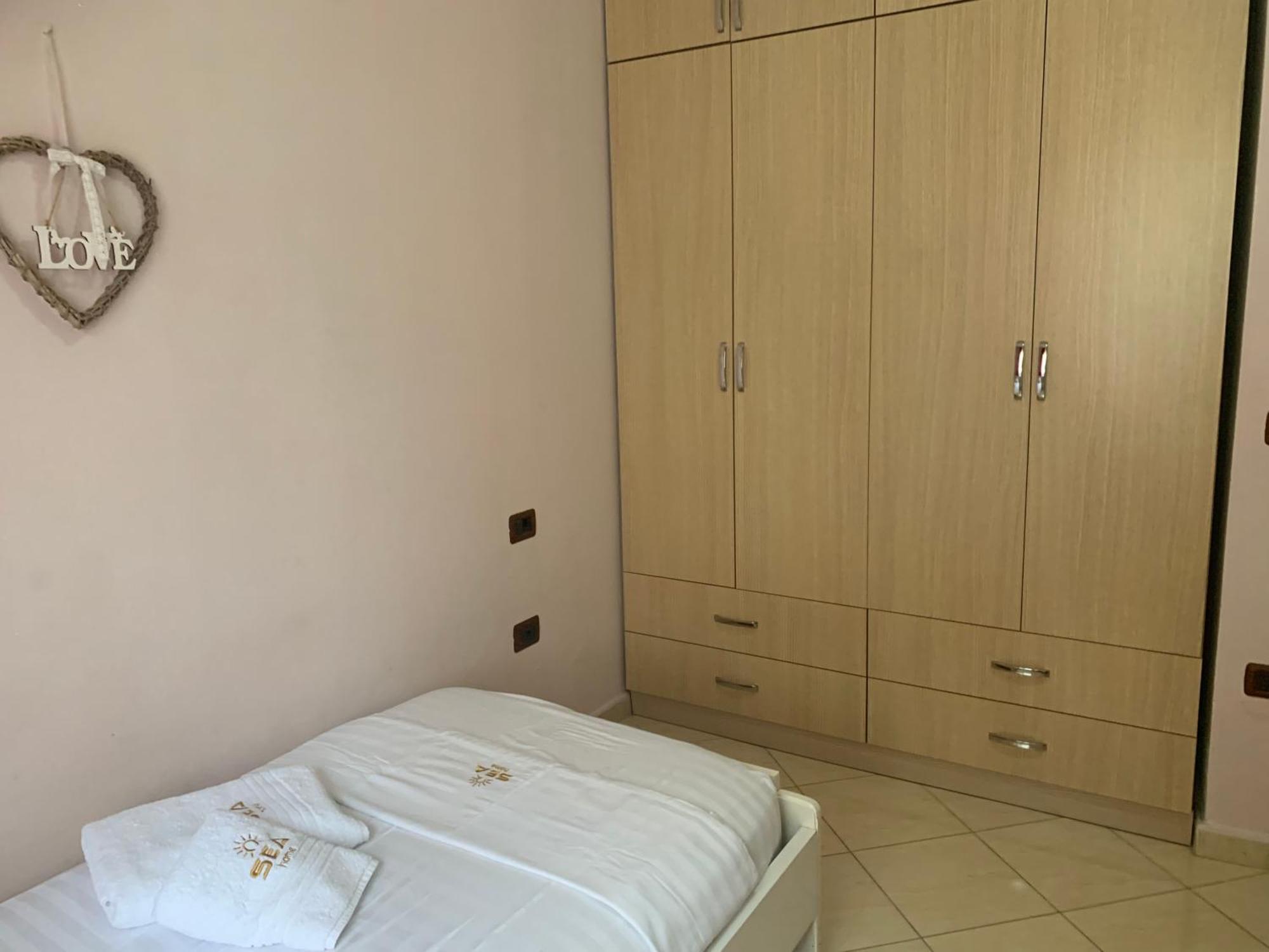Lungomare Apartment Sea Home Вльора Екстер'єр фото