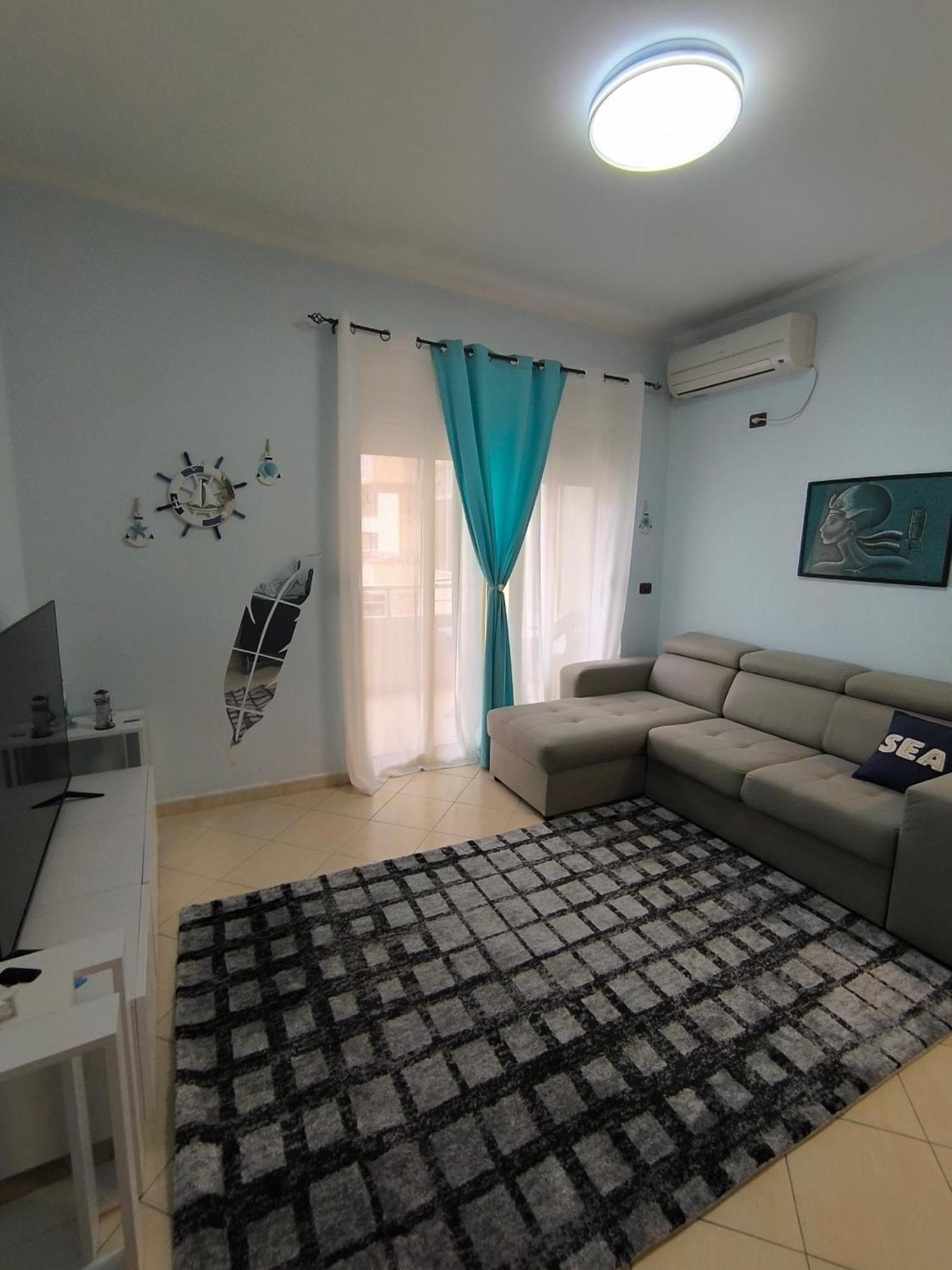Lungomare Apartment Sea Home Вльора Екстер'єр фото